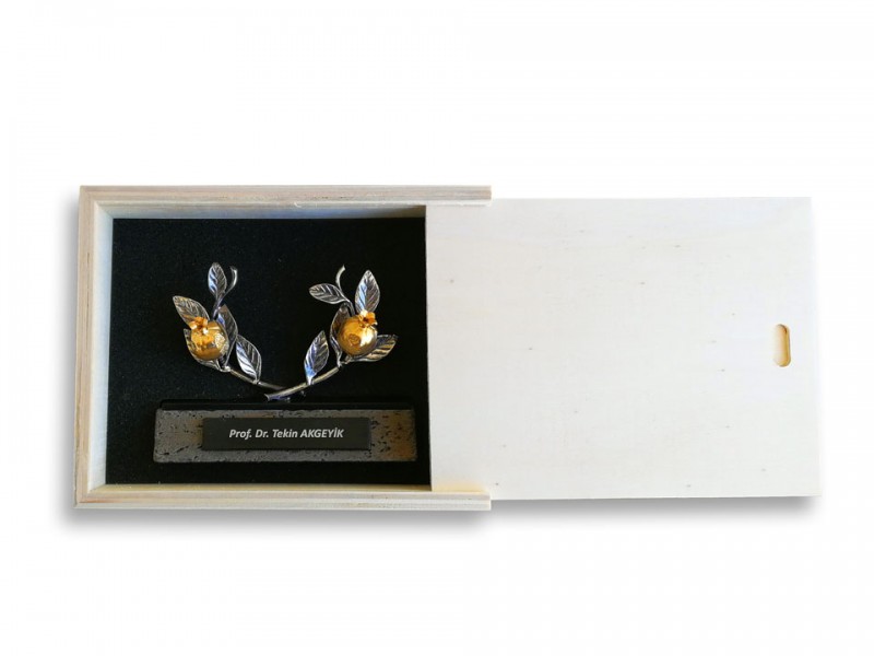 Sycamore Leaf Decorative Plaque Gold (Small)