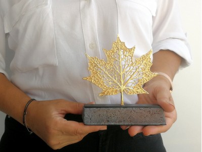 Sycamore Leaf Decorative Plaque Gold (Small)