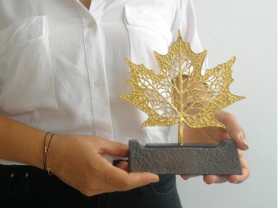 Sycamore Leaf Decorative Plaque Gold (Medium Size)